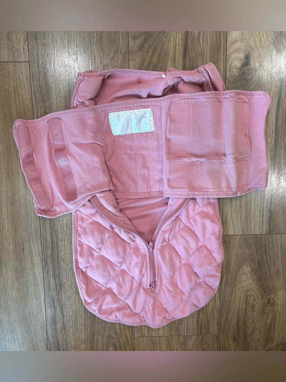 Dreamland Baby Pink Quilted Zip Swaddle